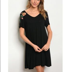 Very J Embroidered Shirt Dress with pockets